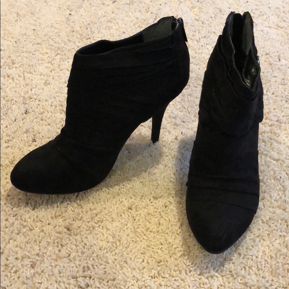 Guess Shoes - NWB Guess Black Faux Suede Booties